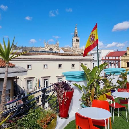Rio Hostel Seville Exterior photo