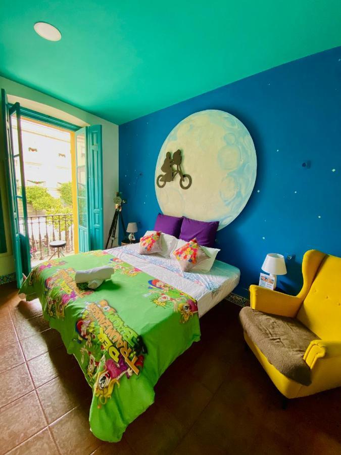 Rio Hostel Seville Exterior photo