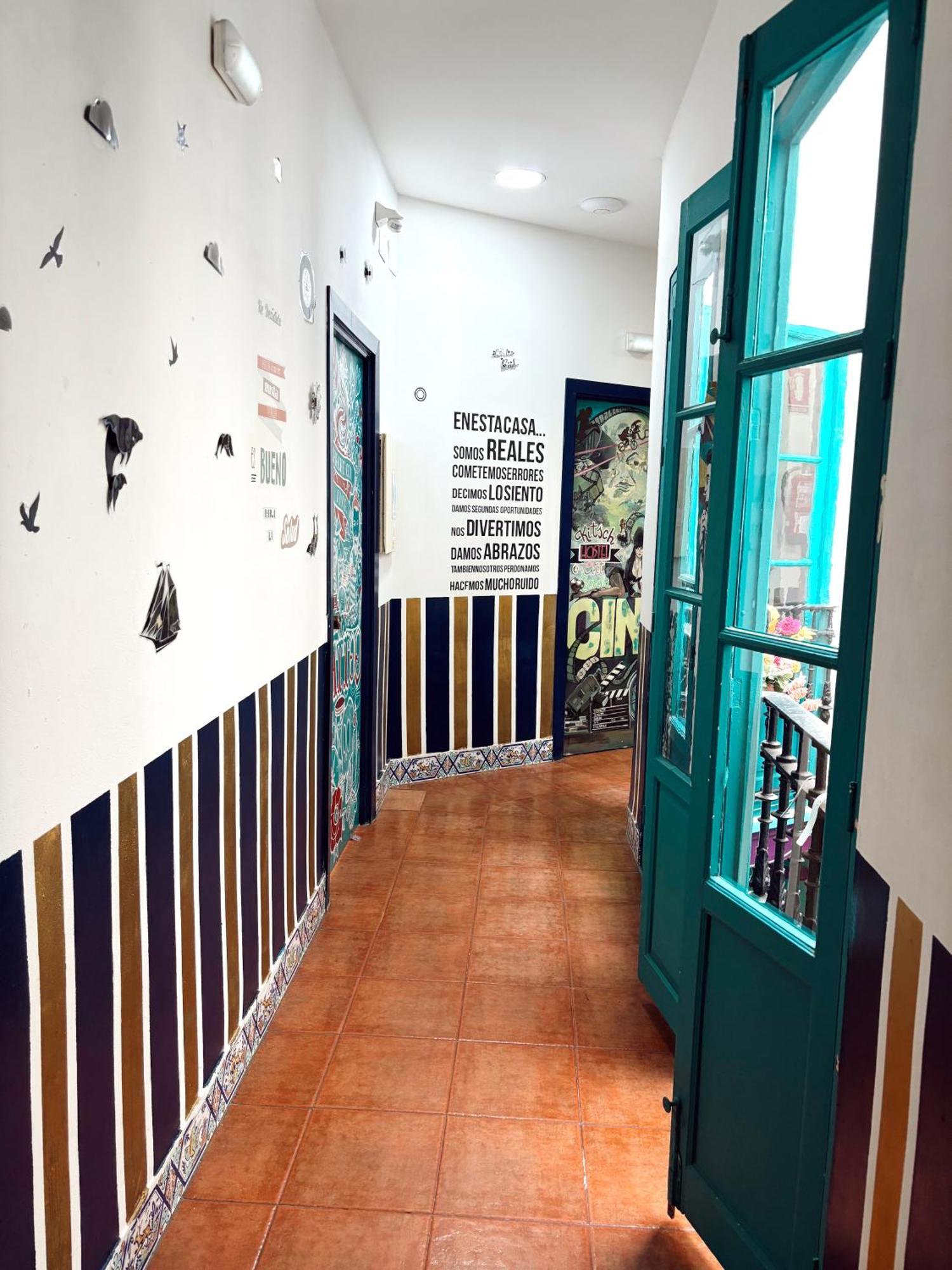 Rio Hostel Seville Exterior photo