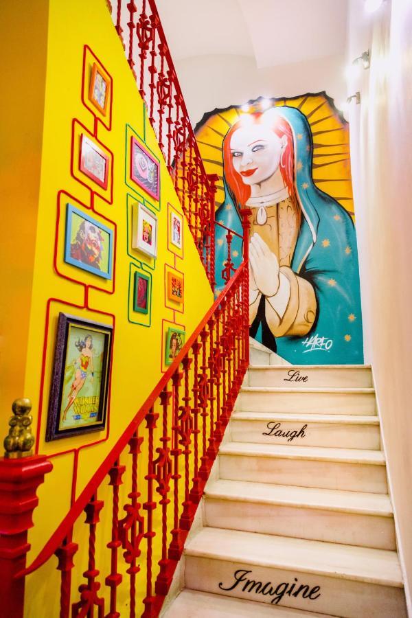 Rio Hostel Seville Exterior photo